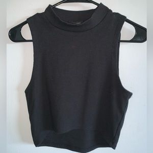 ⚠️LAST CHANCE⚠️ Forever21 Mock Neck Cropped Tank Top L